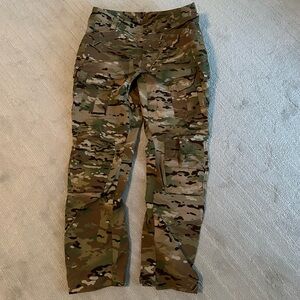 Beyond Clothing Systems USA A5 Rig Tactical Multicam Pants. Men’s XL 38 long